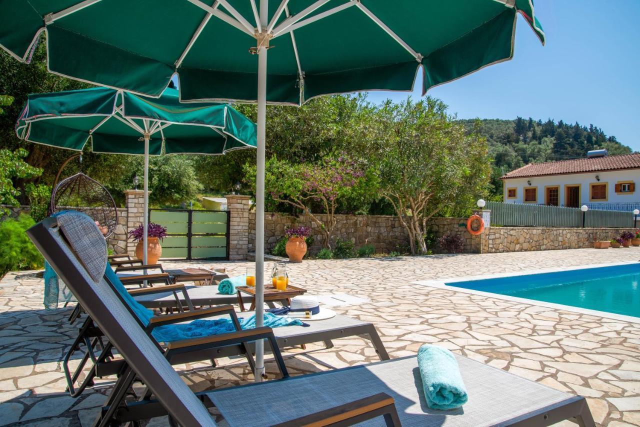 Livadi Studios With Pool Lákka Екстериор снимка